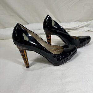 Jessica Simpson Black Patent Leather Pumps with Tortious heels - Size 7.5